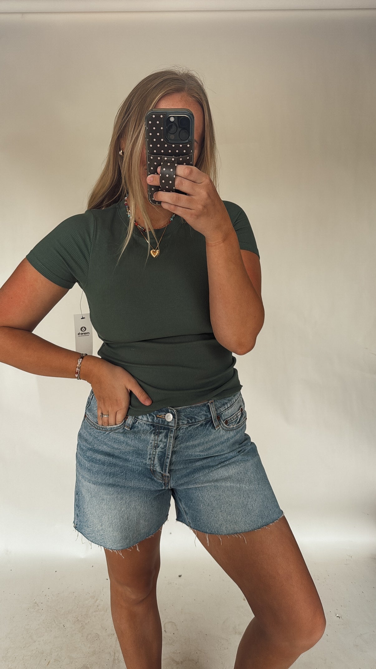 Essential Tee - Pine