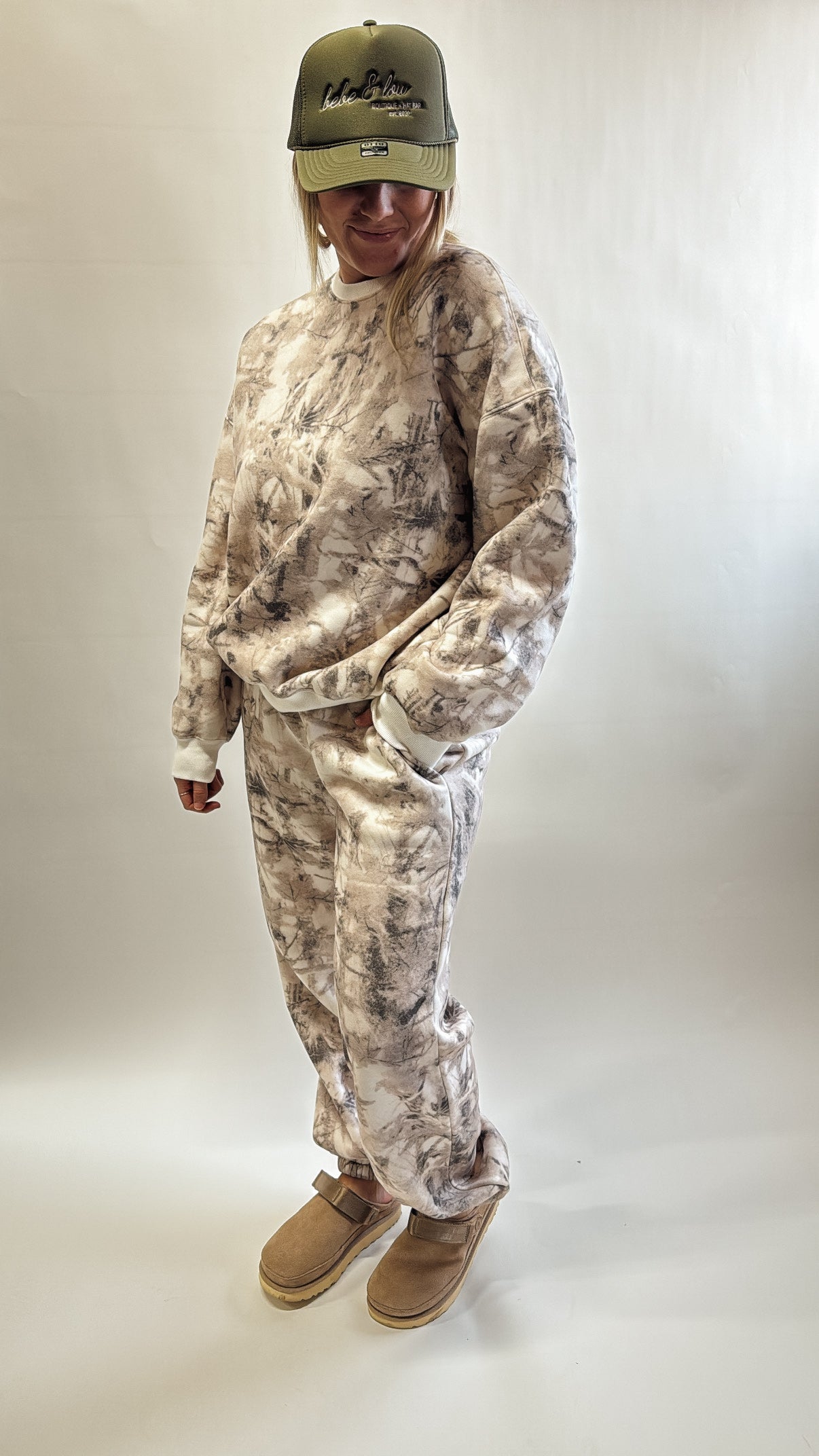 Avery Camo Sweatshirt