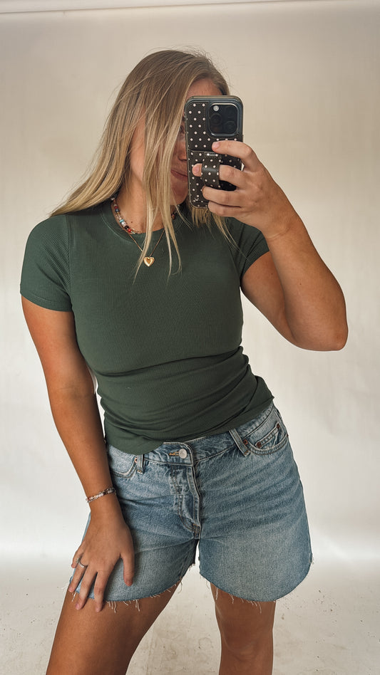 Essential Tee - Pine