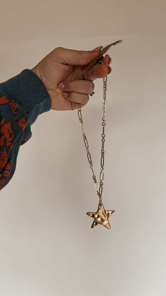 Stella Necklace